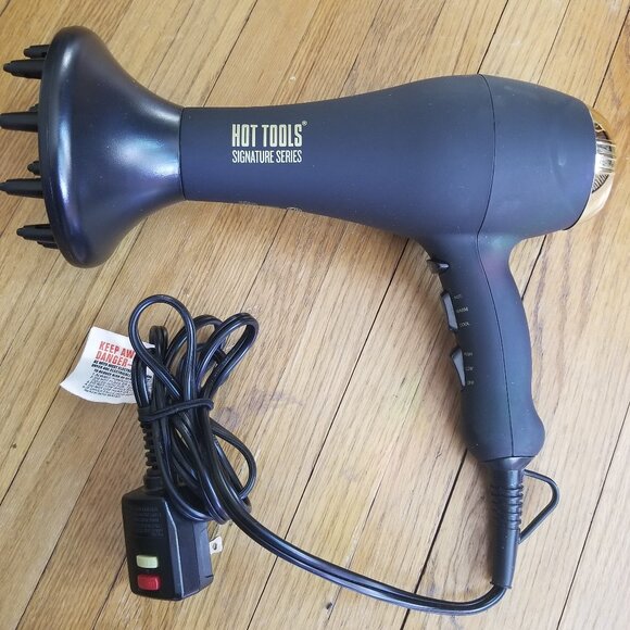 Hot Tools Other - Hot Tools Pro Blow Dryer with Attachments